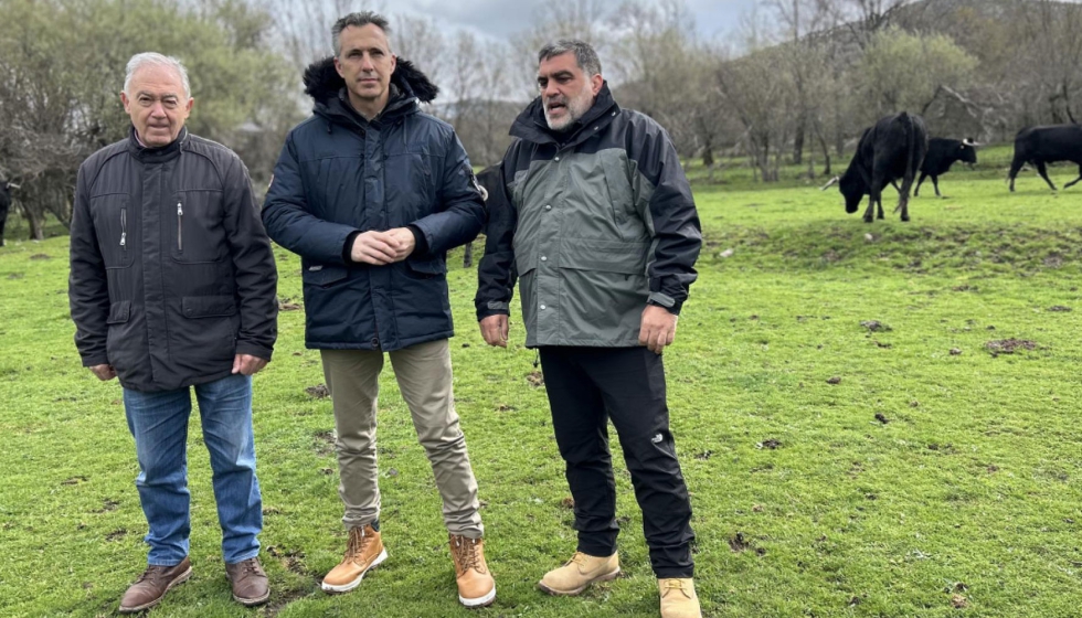 Visita de Carlos Novillo, consejero de Medio Ambiente, Agricultura e Interior de la Comunidad de Madrid...