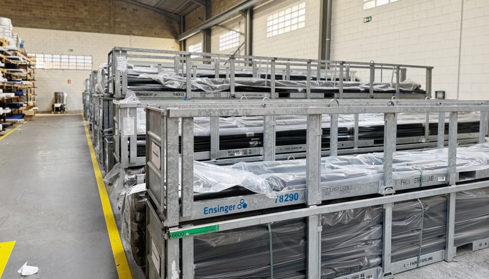 Instala��es de armazenamento das solu��es da Ensinger em La Llagosta, Barcelona