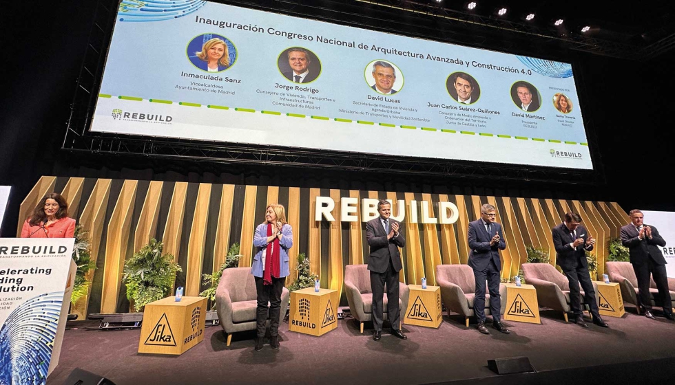 Autoridades y responsables de Nebext durante la sesin inaugural de Rebuild 2024