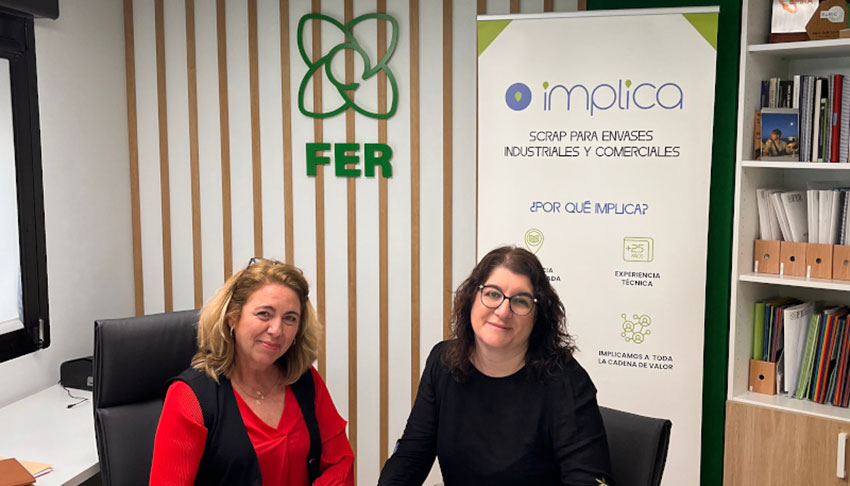 Alicia Garca-Franco, directora general de FER, y Laura Sanz, coordinadora de Implica, rubricaron el acuerdo