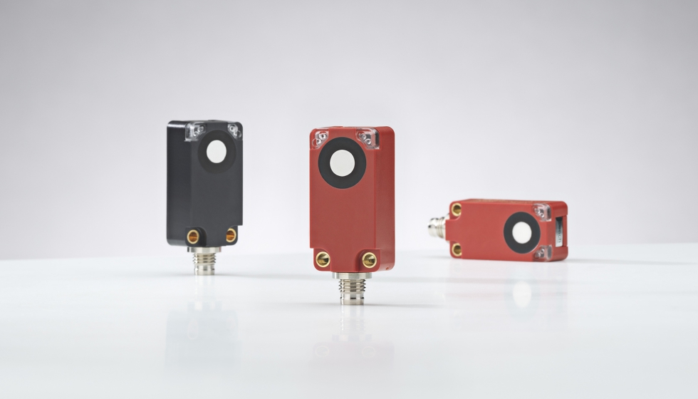 Con la nueva serie 420B, Leuze ofrece sensores de ultrasonidos compactos en carcasas cbicas...