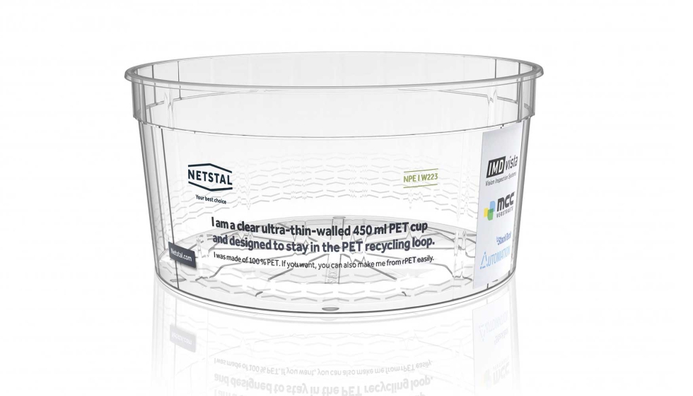 Foto de Netstal na NPE: embalagens de paredes finas em PET transparente, para maior reciclagem