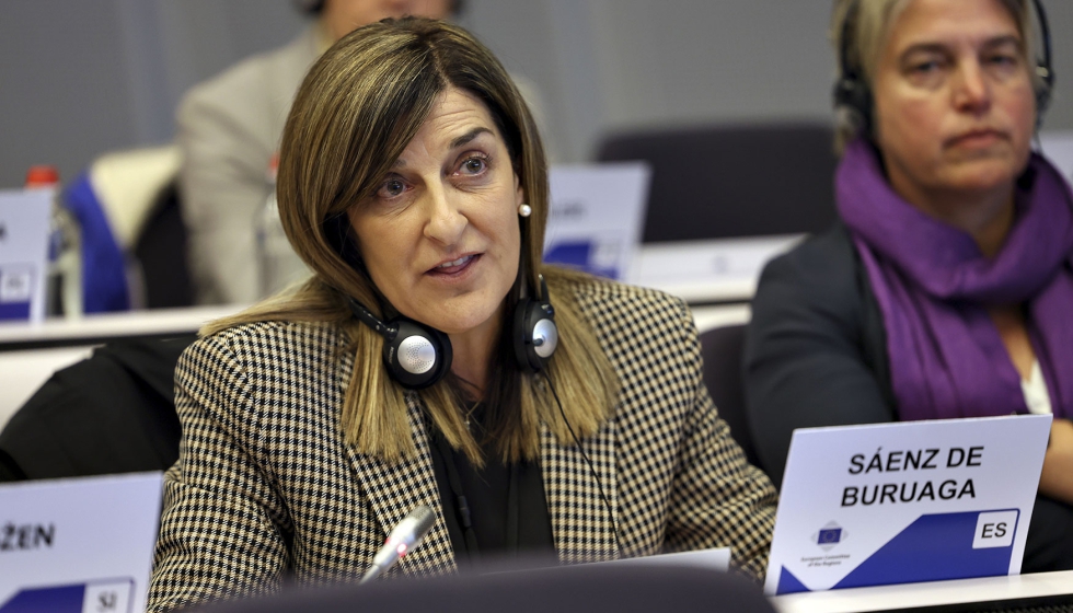 Mara Jos Senz de Buruaga, presidenta de Cantabria, durante su intervencin en el pleno del Comit Europeo de las Regiones...