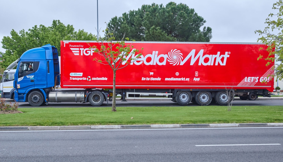 MediaMarkt ha iniciado el transporte de productos a algunas de sus tiendas de la comunidad de Madrid con camiones propulsados por gas natural licuado...