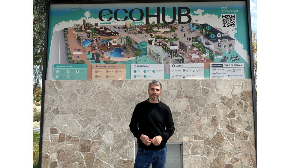 Daniel Guzmn, CEO y fundador de Verdtical y EcoHUB, en la entrada de acceso al EcoHUB, que se encuentra en Cabrera de Mar...