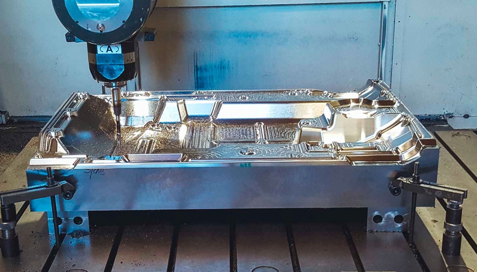 O HxGN Mould and Die oferece aos fabricantes de moldes de injeo de plstico ferramentas de desenho e engenharia, simulao de fluxo...