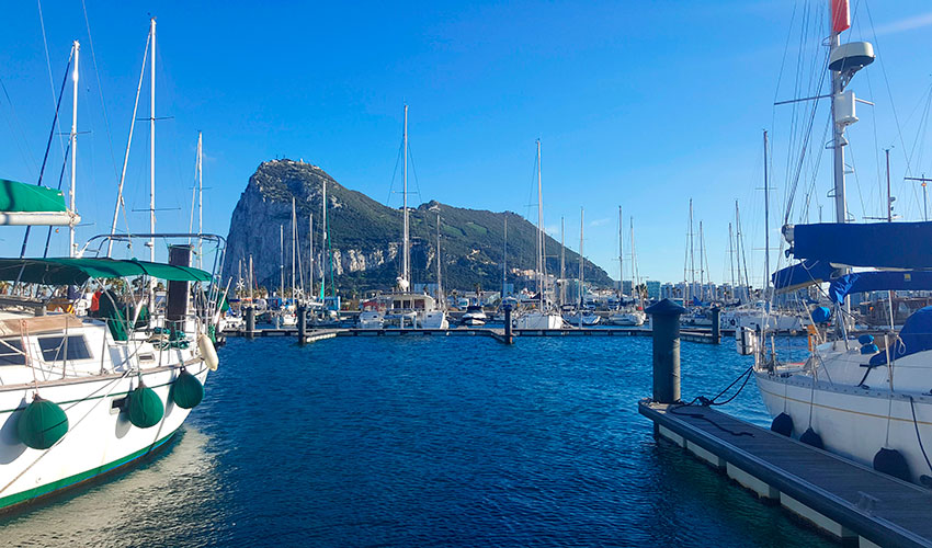 Alcaidesa Marina, uno de los puertos galardonados con la Bandera Azul