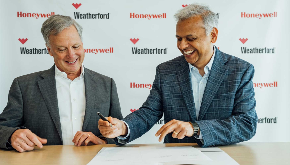Kevin Dehoff, Honeywell Chief Strategy Officer and Girish Saligram, presidente y CEO de Weatherf