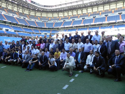 After the presentation, visitors could make a picture on the grass of the stadium