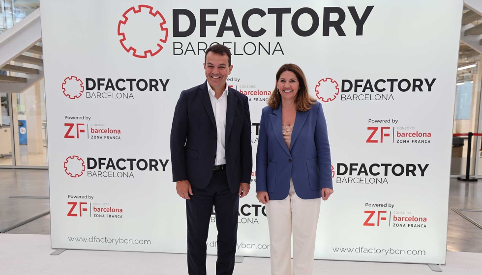 Jos Ramn Castro, director general de Siemens Digital Industries para Espaa y Portugal, y Blanca Sorigu...