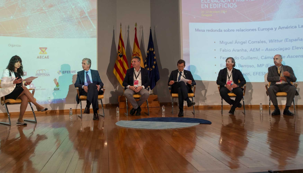 Un momento de la mesa redonda sobre la relaciones entre Europa y Amroca Latina