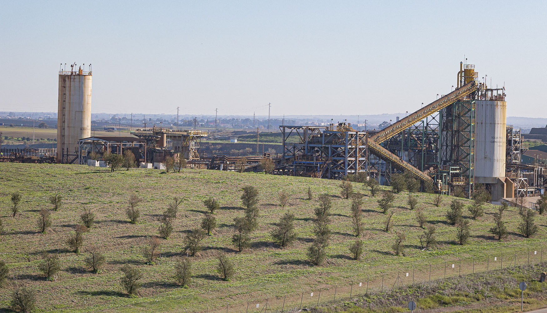 Zonas rehabilitadas, con la planta al fondo