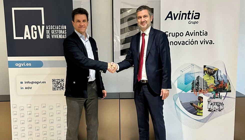 Juan José Perucho, presidente de la Asociación de Gestoras de Viviendas (AGV) y Jesús García Acevedo... Juan José Perucho, presidente de la Asociación de Gestoras de Viviendas (AGV) y Jesús García Acevedo...