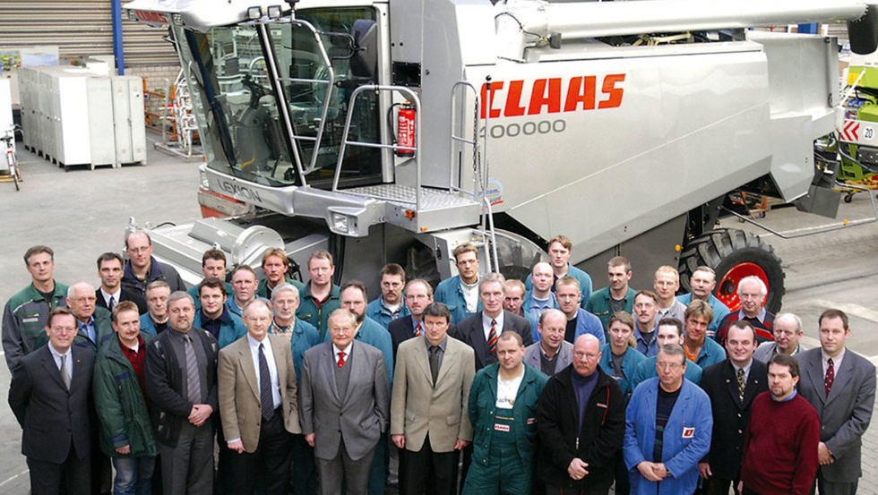 En 2003 sali a la calle la cosechadora CLAAS n 400.000, que fue una LEXION 480 fabricada en Harsewinkel (Alemania)