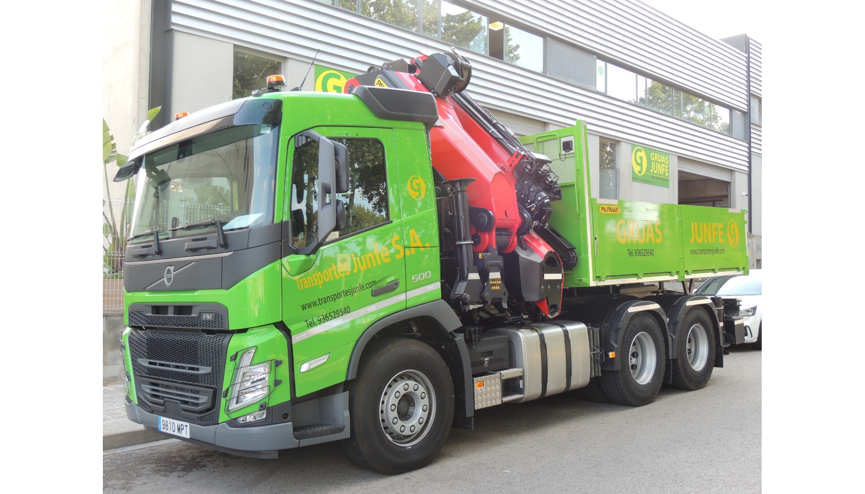 La PK 580 TEC est montada en Volvo FM 500 HP 6x4