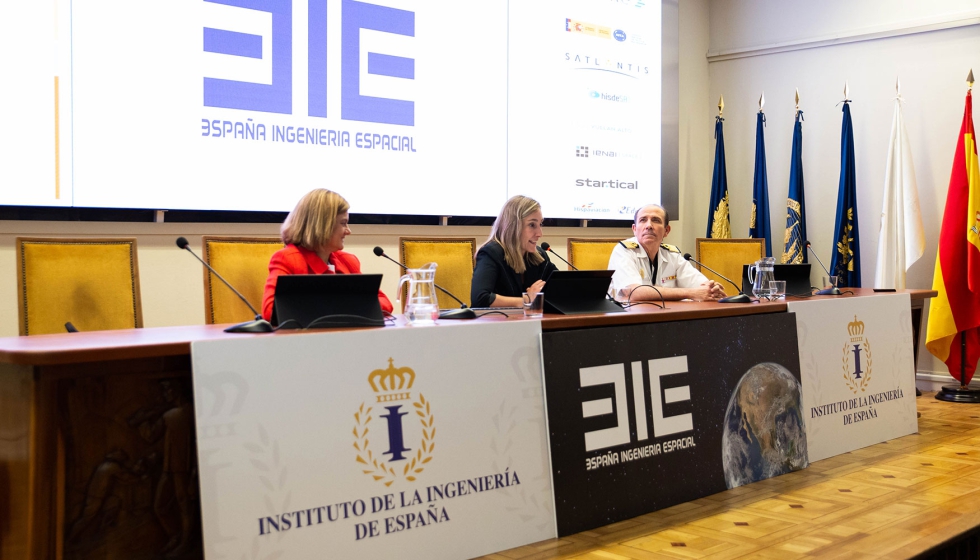 Isabel Vera, presidenta del Comit de Espacio del Instituto de la Ingeniera de Espaa (IIE), fue la encargada de abrir las jornadas...