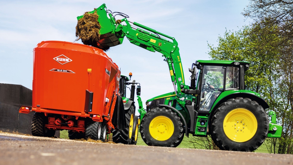 Los nuevos tractores 6M se han diseado para gestionar las tareas ms exigentes con eficacia y velocidad
