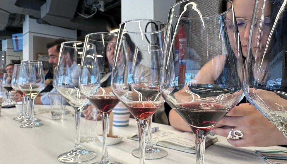Para acompaar a los vinos de cada subzona se ofrecieron cuatro tapas creadas por Miguel ngel Mateos, chef ejecutivo de La Lucastera...