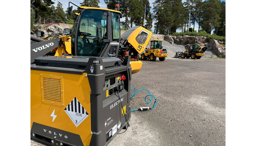 A Volvo CE apresentou a unidade de alimenta��o m�vel PU40...