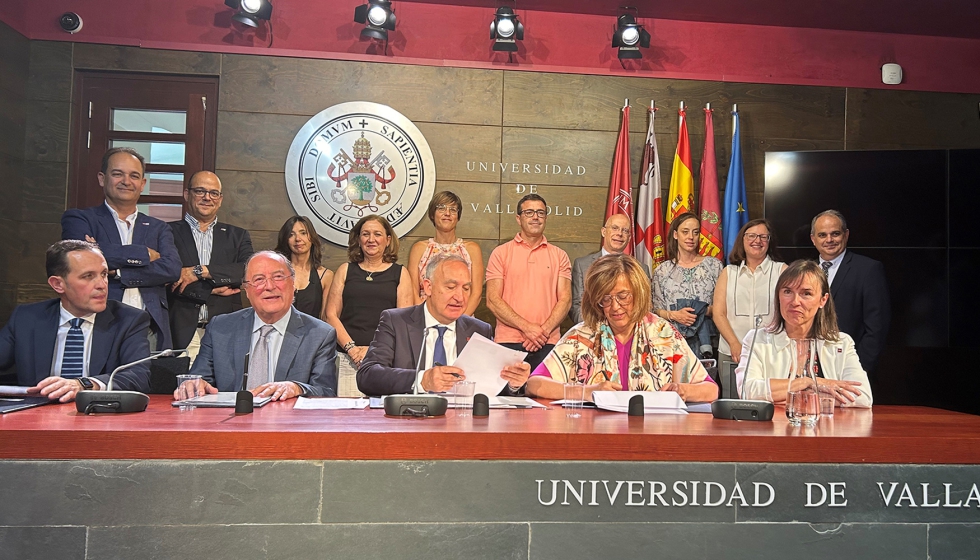 firma del acuerdo entre la Universidad de Valladolid...