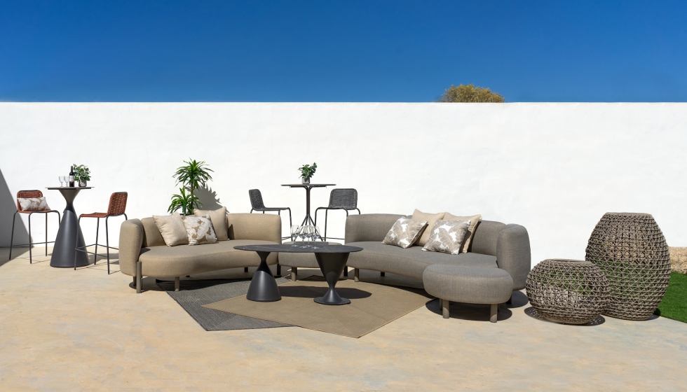 La nueva coleccin de LdK Living Outdoors, 'Zaha', celebra la visin de Zaha Hadid con mobiliario exterior innovador...
