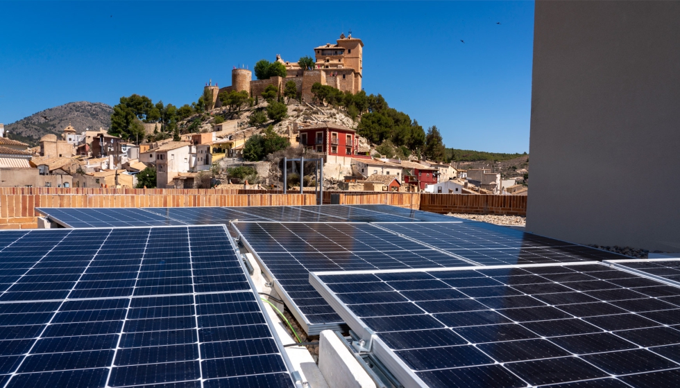 Instalacin fotovoltaica en el edificio de Caravaca