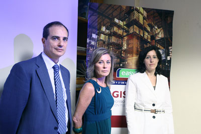 Jos Estrada, director general del Centro Espaol de Logstica (CEL), Cristina Aresti, directora general de easyFairs Iberia y Lorena Albella...