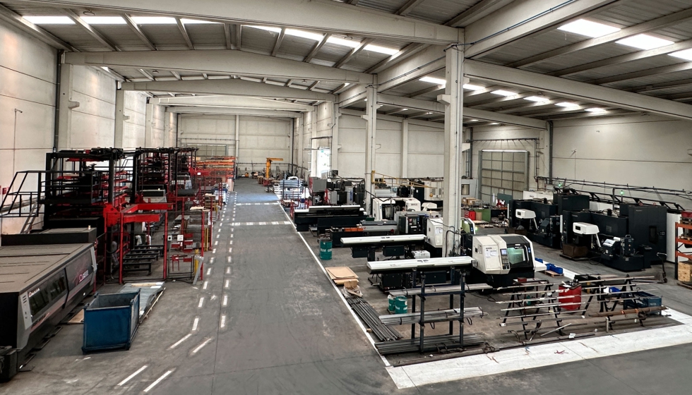 Las instalaciones de Mecanus ocupan actualmente unos 3.000 m2 (ms 600 de oficinas) y tienen previsto ampliar prximamente la zona de produccin en 1...