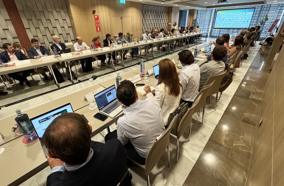 Participantes en la primera reunin del Consejo Asesor de Expo AgriTech 2024