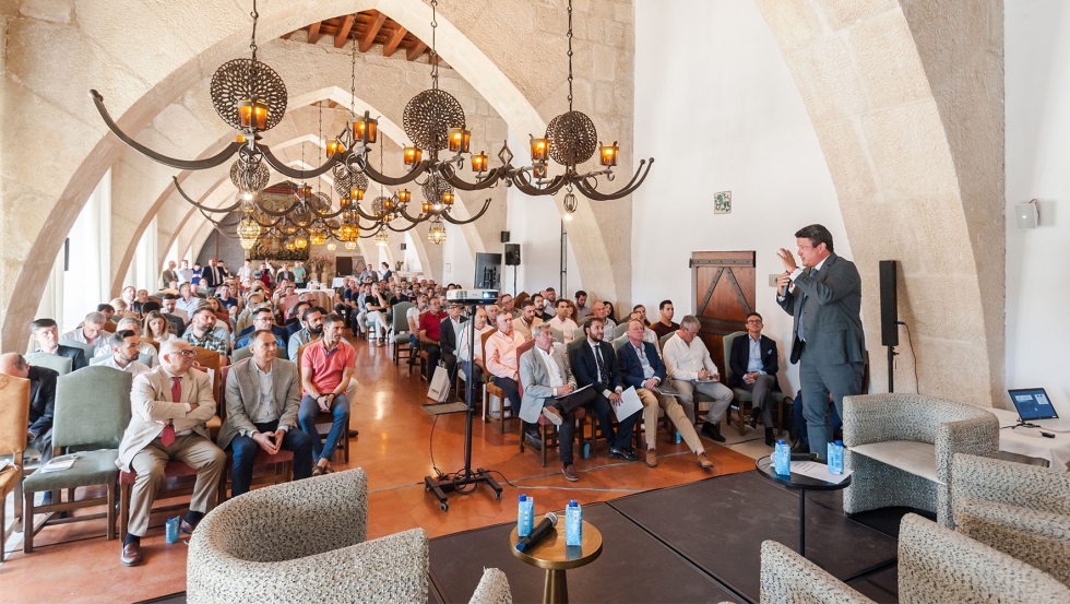 Foto de Pieralisi celebrar unas jornadas para exponer los retos que afronta el sector