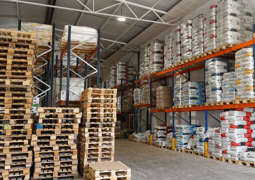 Almacn de suministros agrcolas en Murcia