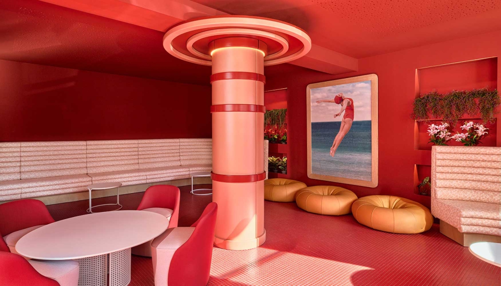 The Boc Beach, el hostel que combina colores vibrantes y formas curvas, es la ltima creacin de Ilmiodesign en el corazn de Palma de Mallorca...