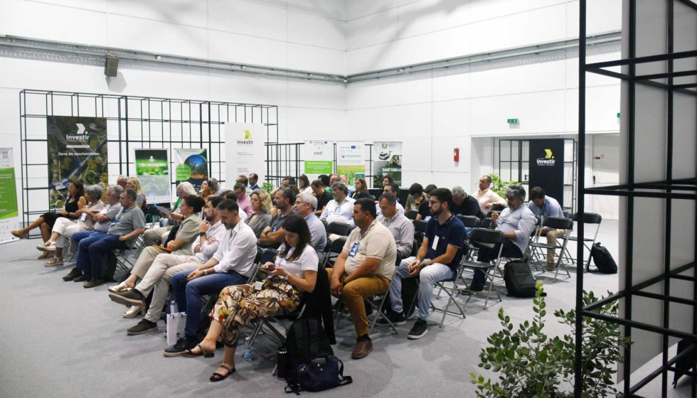 O primeiro dia do IV Frum Agricultura 4.0 reuniu algumas dezenas de participantes no auditrio da Feira de So Pedro, em Torres Vedras...