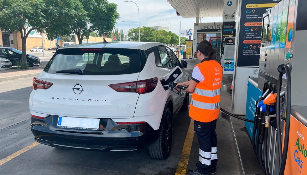 Los combustibles renovables se presentan como una solucin viable y eficiente para reducir la dependencia de los combustibles fsiles y avanzar hacia...