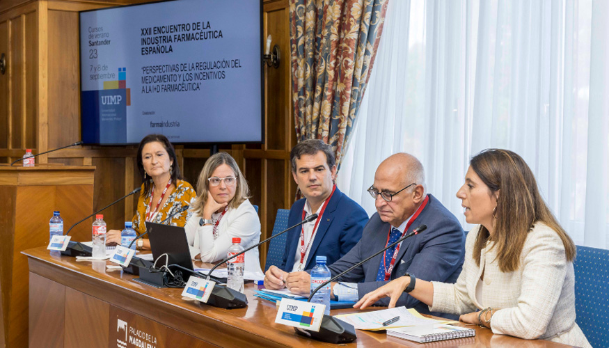 Representantes del Gobierno cntabro, de asociaciones de pacientes y de compaas farmacuticas conforman tambin el programa del foro...