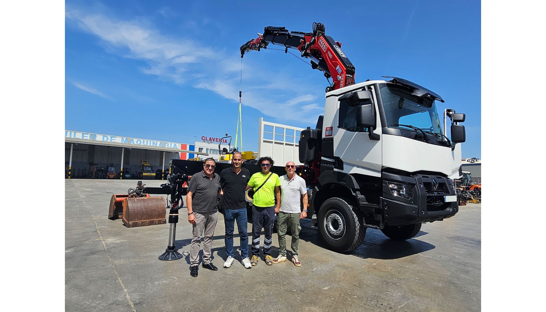 Entrega a Clavera Servicios de la gra Fassi F820RA.2.27