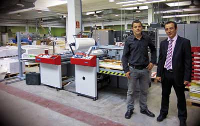 Iigo Illarramendi, gerente de Leitzaran Grafikak, junto Manuel Galdeano, director comercial de MKM
