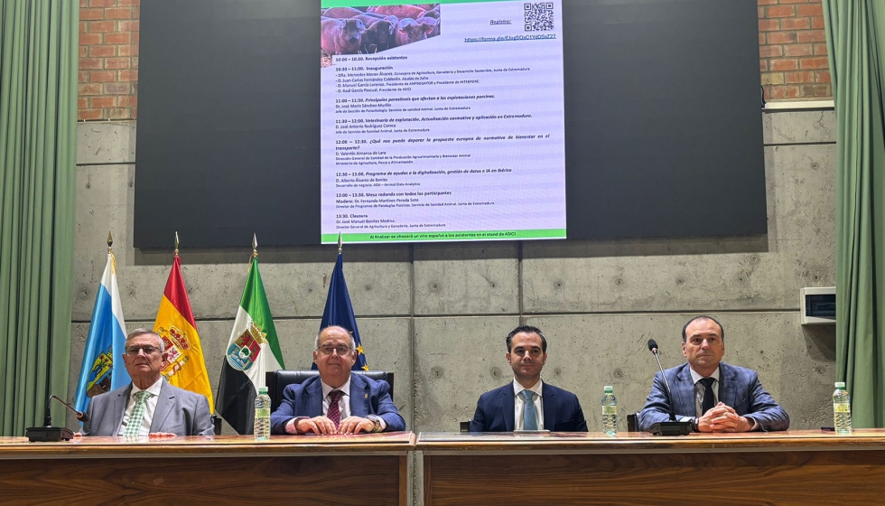 Inauguracin de la VI Jornada de la Actualizacin y Retos del Sector Porcino en la Feria Internacional Ganadera de Zafra (Badajoz)...