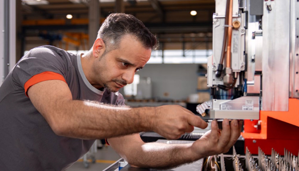 Servicios Bystronic: las soluciones garantizan una produccin sin problemas durante muchos aos