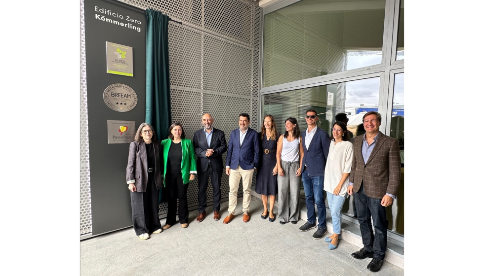 Inauguracin de las certificaciones ambientales del Edificio Zero con los directores generales de profine Iberia, Enmedio Studio, GBCe...