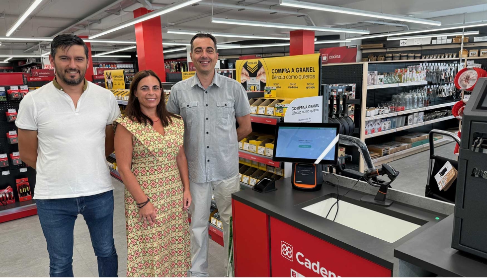 A la inauguracin acudieron Maribel Payn, directora ejecutiva de IderoTech, Buenaventura Montero, fundador de Sopam, y Javier Fuentes...