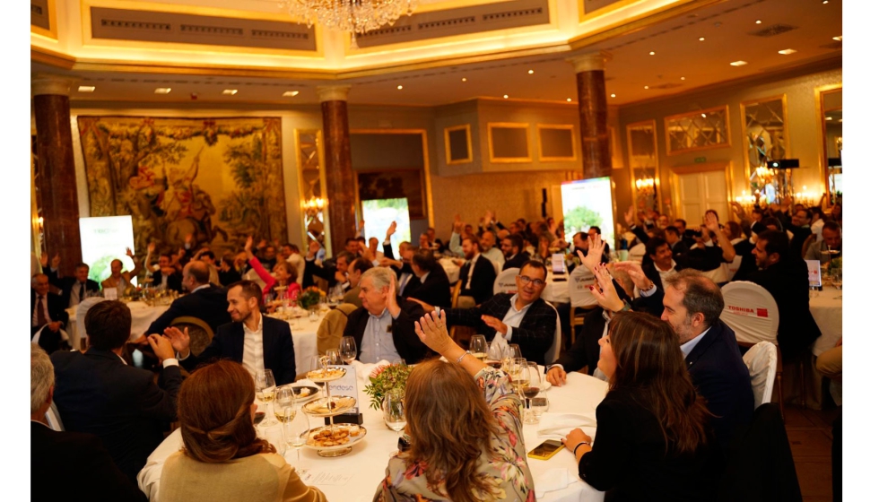 La gala fue un punto de encuentro esencial para empresas instaladoras, ingenieras, fabricantes, instituciones...