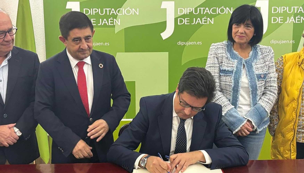 El ministro para la Transformacin Digital y de la Funcin Pblica, scar Lpez, en su visita institucional a Jan