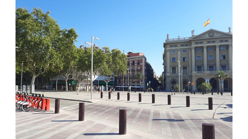 Foto de Un centenar de pilonas antiterroristas de Hrmann protegen La Rambla de Barcelona