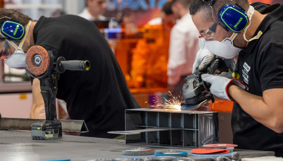 El 50,4% de la industria afirma que tiene dificultades para conseguir operarios y soldadores con cualificacin, frente a un 27...