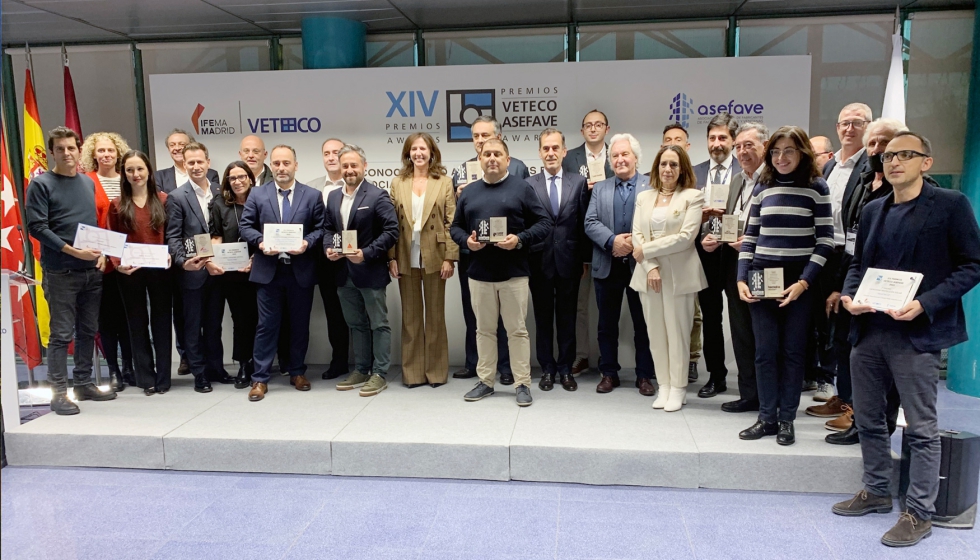 Fotografia de grupo da ltima cerimnia de entrega dos prmios Veteco-Asefave