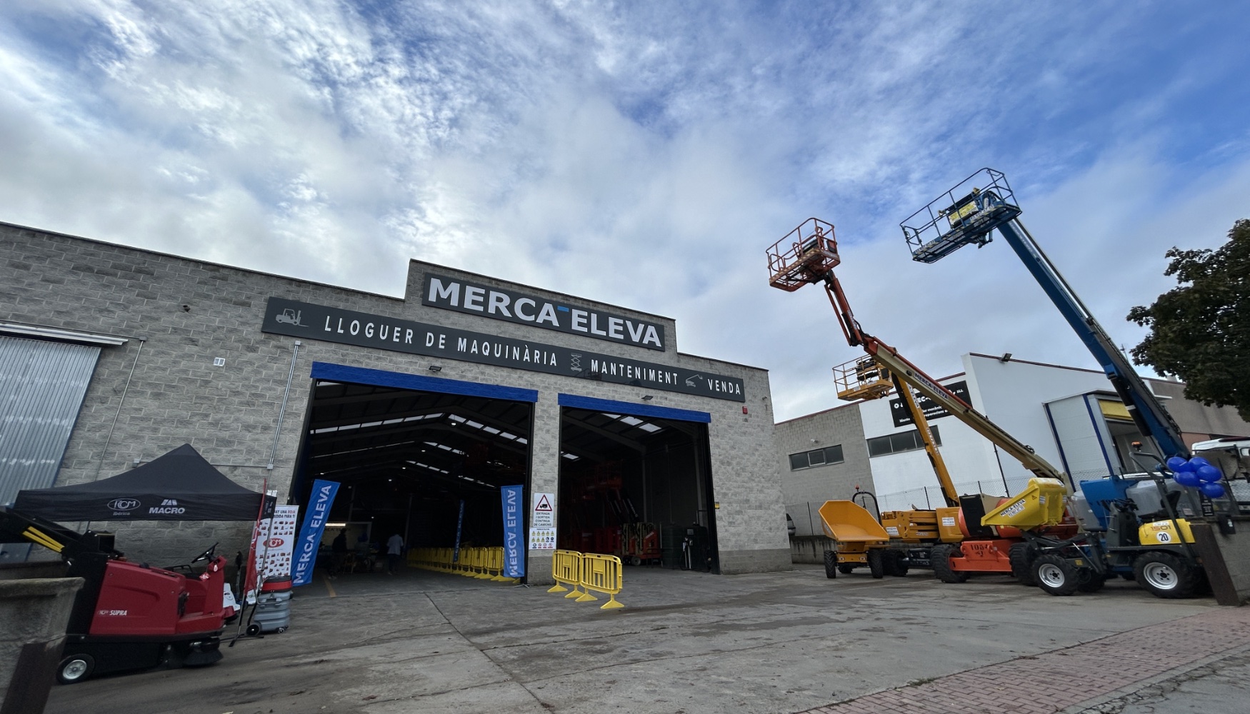 Jornada de puertas abiertas de Merca-Eleva en su delegacin de Vic