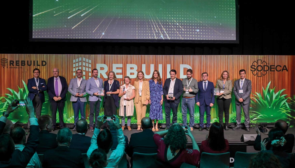 Foto de familia de los ganadores de los Advanced Rehabitech Awards 2024