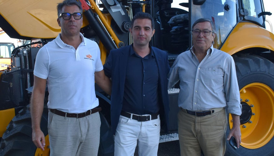Bruno Alves, diretor comercial da Espao Mecnico, Sercan Ercan, export area manager da MST, e Manuel Loureno, diretor-geral da Espao Mecnico...