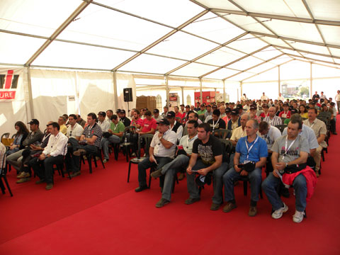 More than 300 agriculturalists assisted to the day in the installations of the School of Agricultural Engineering de Len...